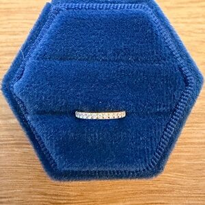 Elegant Gold Diamond Band